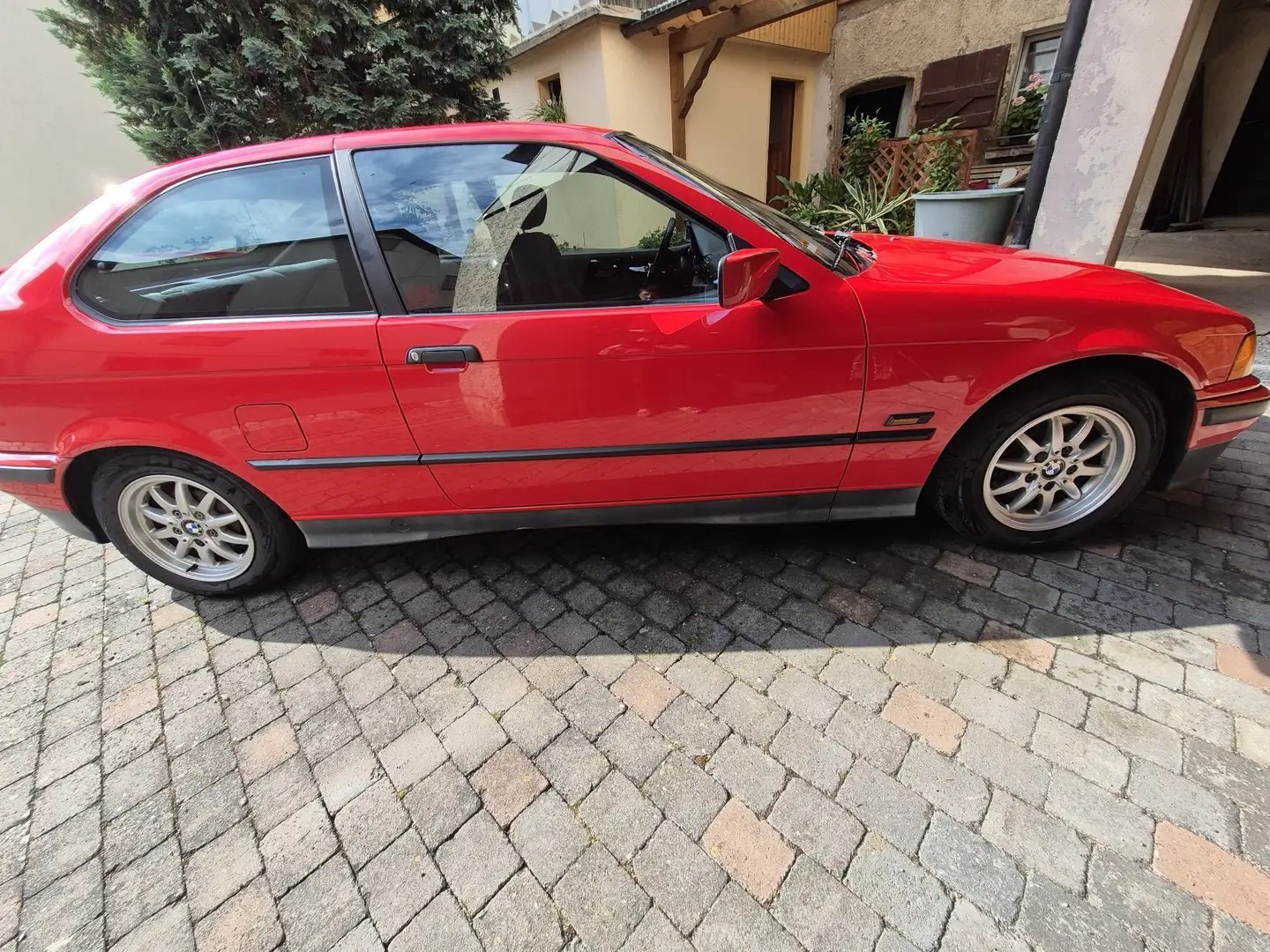 BMW 316 316i - 1