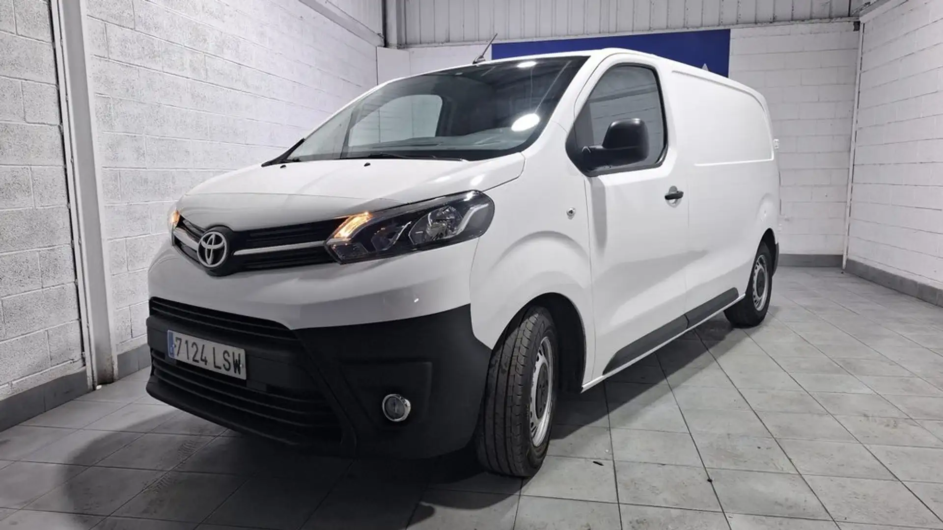 Toyota Proace 1.5D 100CV GX 1PL 2PT L1 Weiß - 1