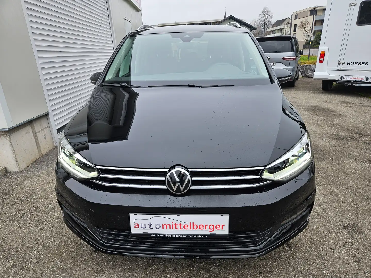 Volkswagen Touran Touran 1,5 TSI ACT Friends DSG Friends "7 Sitze" Schwarz - 2