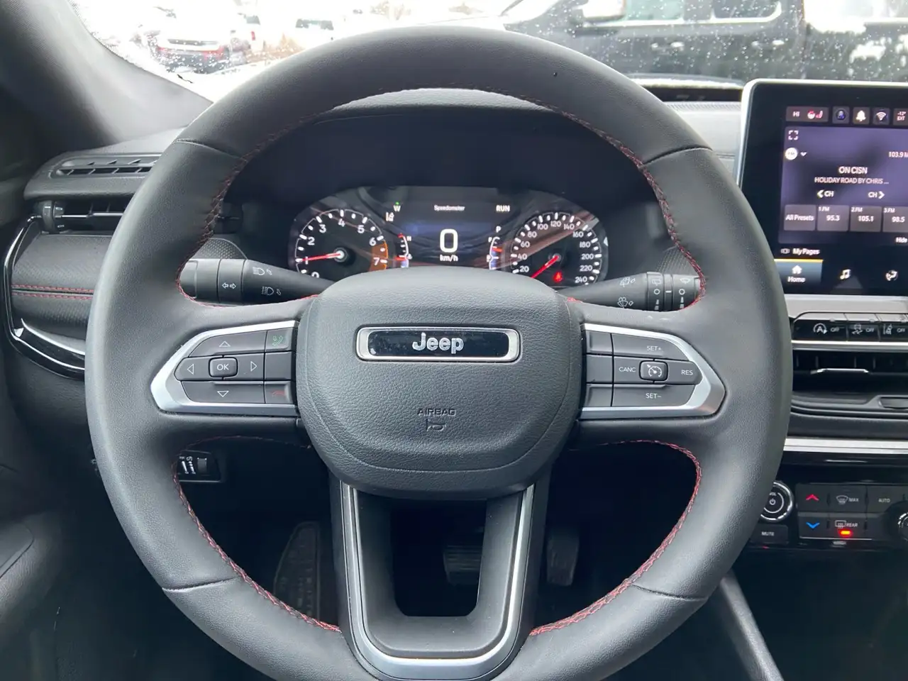 Jeep Compass снимка Jeep Compass