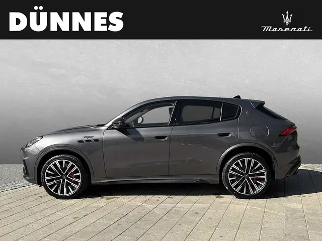 Maserati Grecale view 6