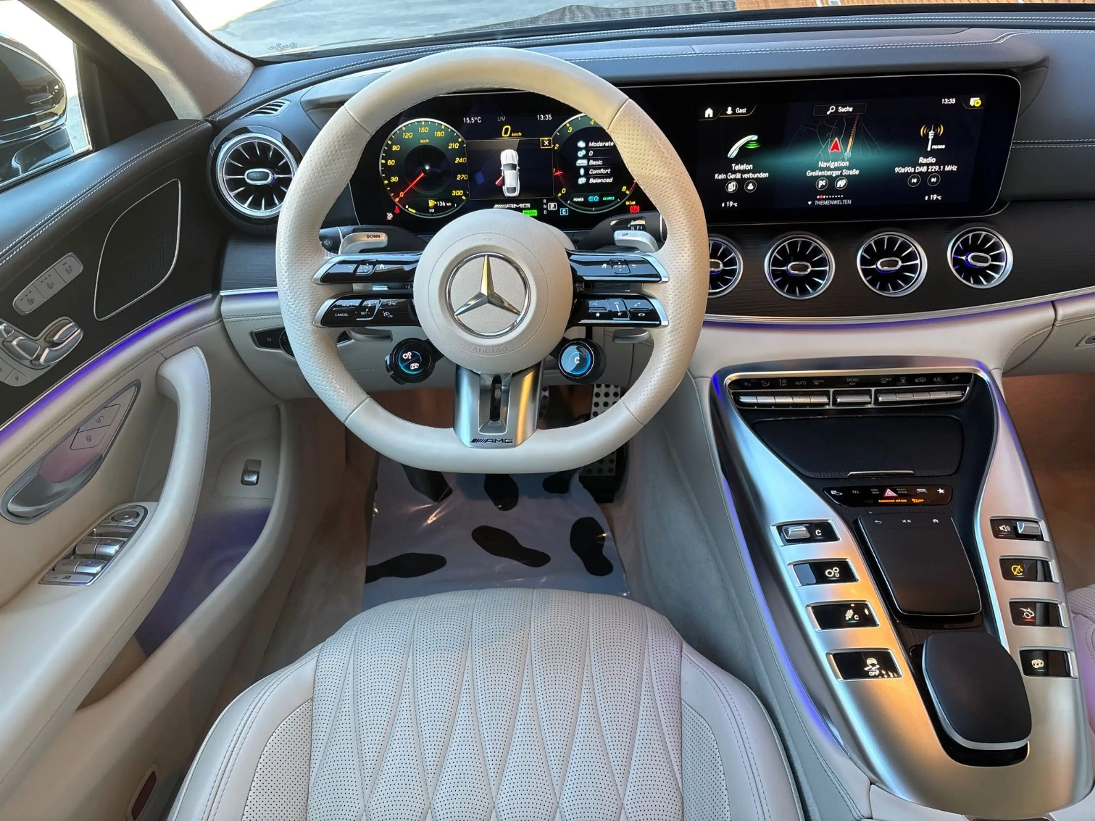 Mercedes-Benz AMG GT 43 4Matic+ Fahrassist+ AMG Abgasanlage — photo 7