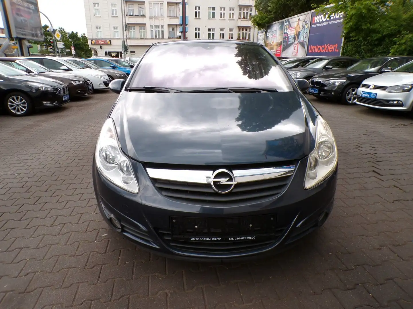 Opel Corsa 1.4 Twinport Automatik Cosmo Grau - 2