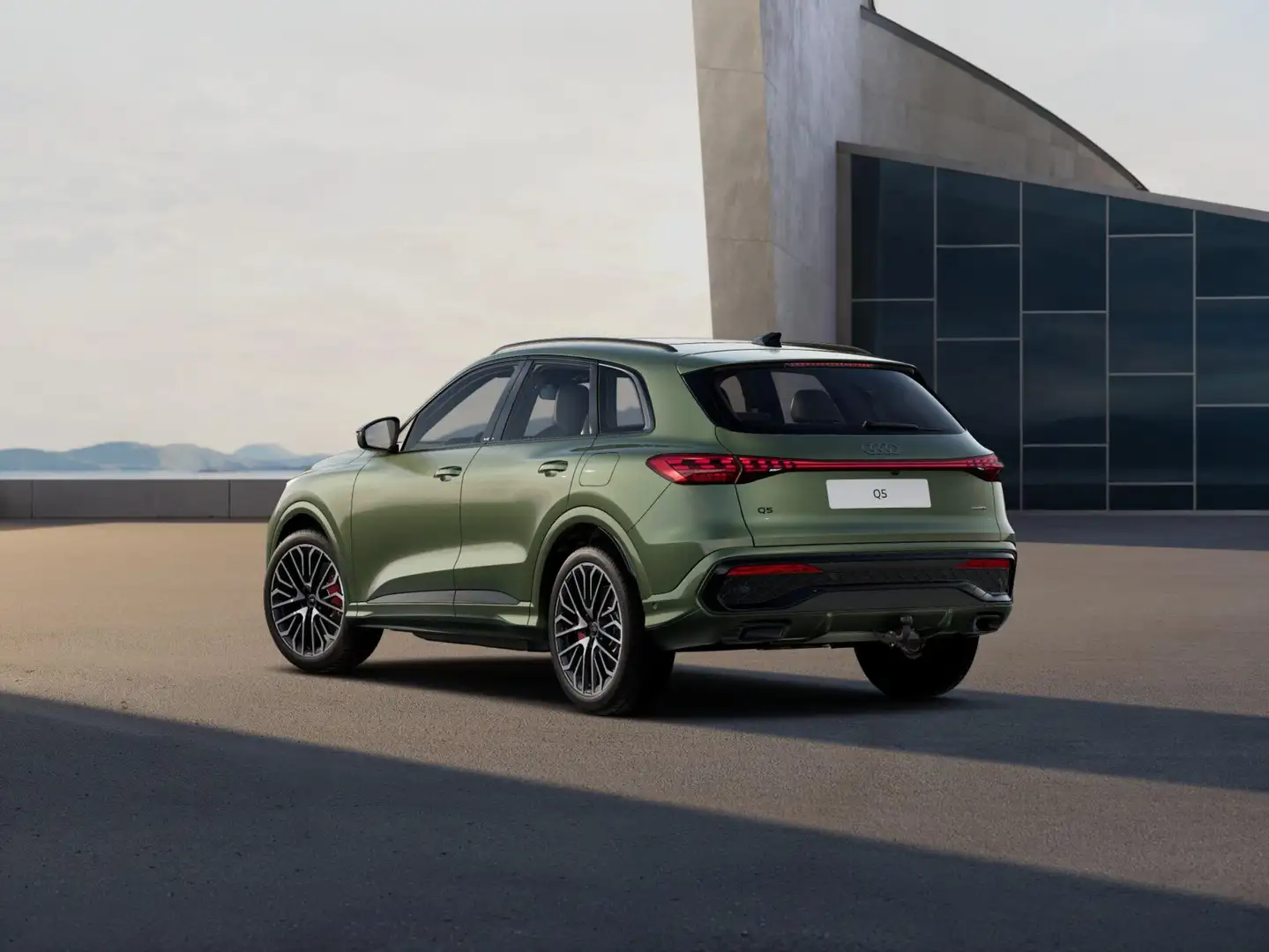 Audi Q5 S edition Competition 2.0 TFSI e 270 kW / 367 PK S Groen - 2