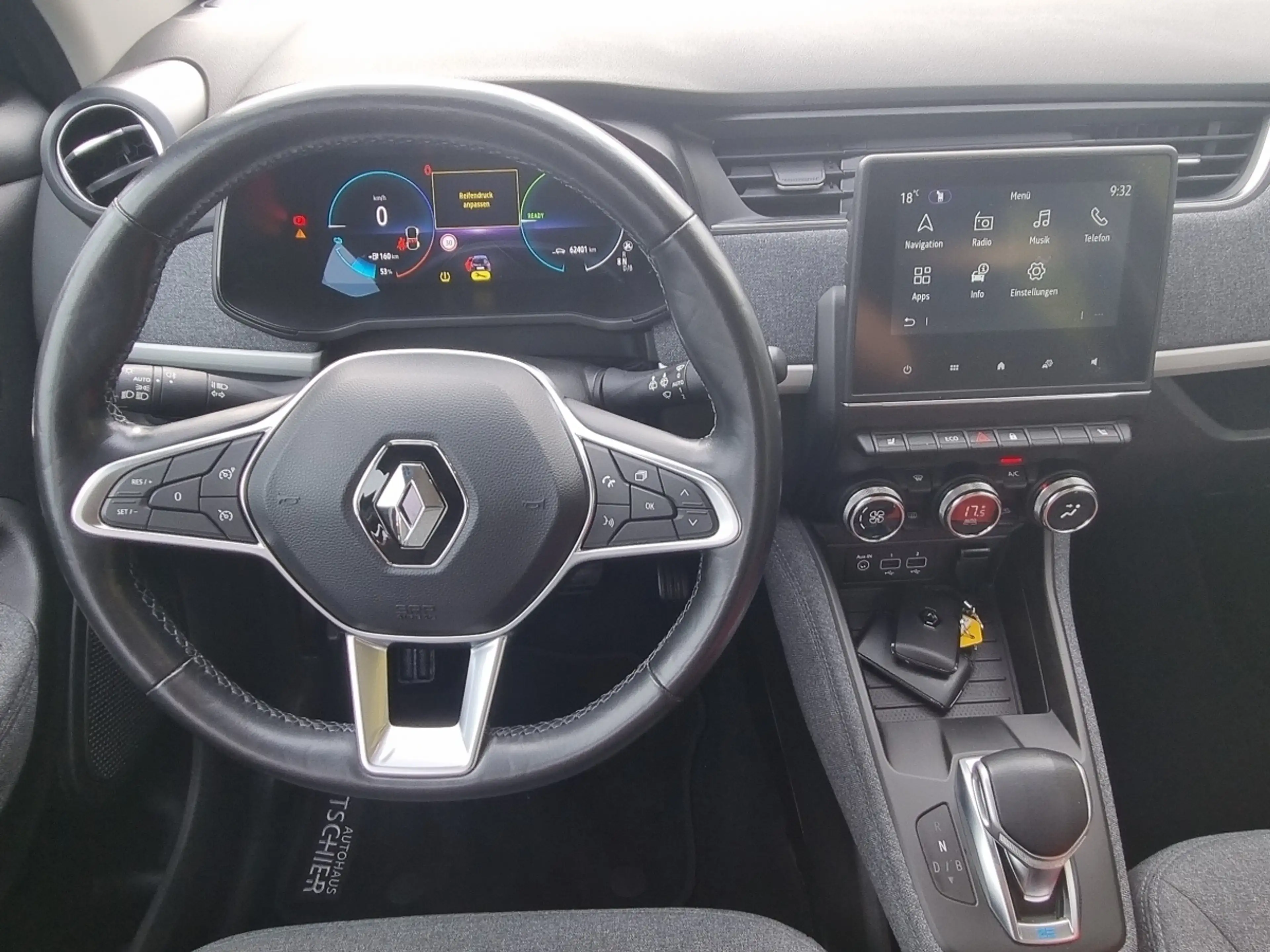 Renault ZOE Evolution EV50 110 — photo 9