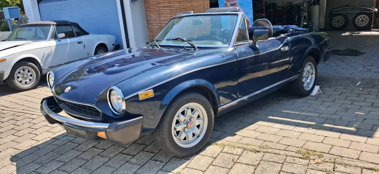 Fiat 124 Spider H-Kennzeichen, foto 3