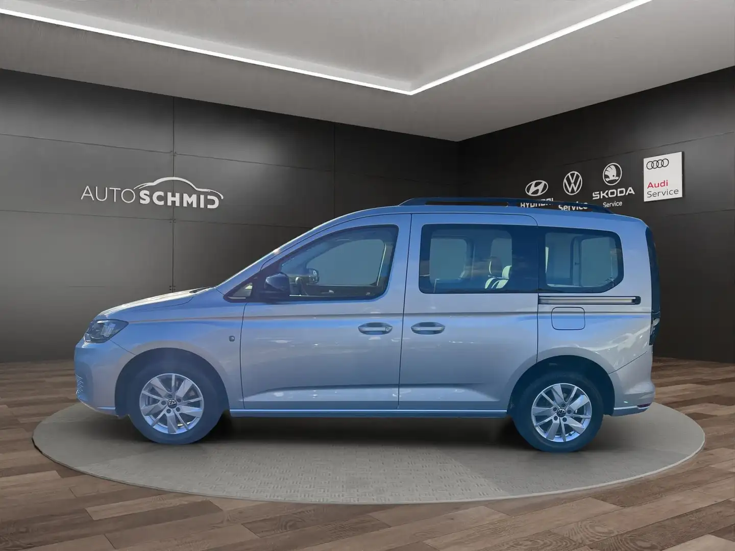 Volkswagen Caddy Life 1.5 TSI NAVI Winter-Paket PDC v+h srebrna - 2