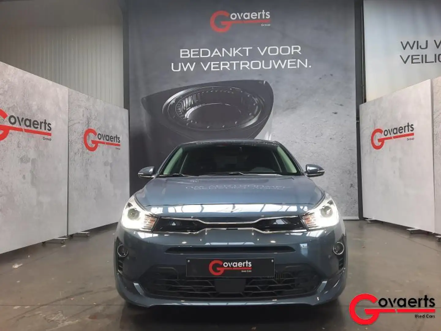 Kia Rio 1.0i Pulse NAVI + CAM + APPLE CARPLAY Gris - 2