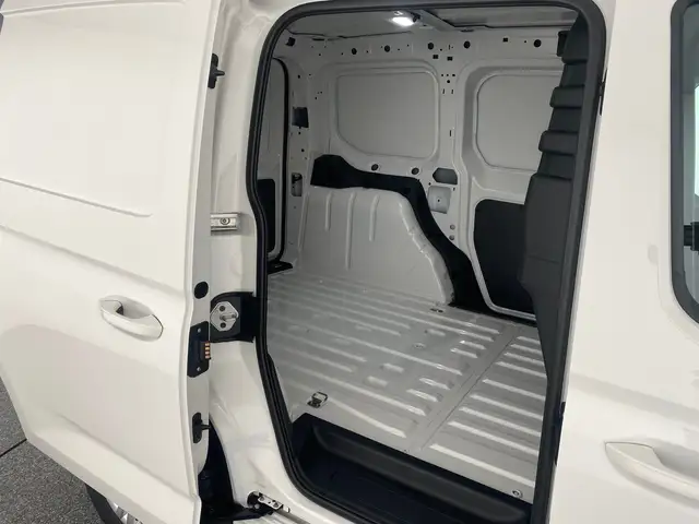 Volkswagen Caddy view 9