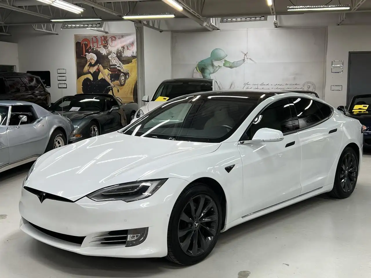 Tesla Model S fotografie Tesla Model S
