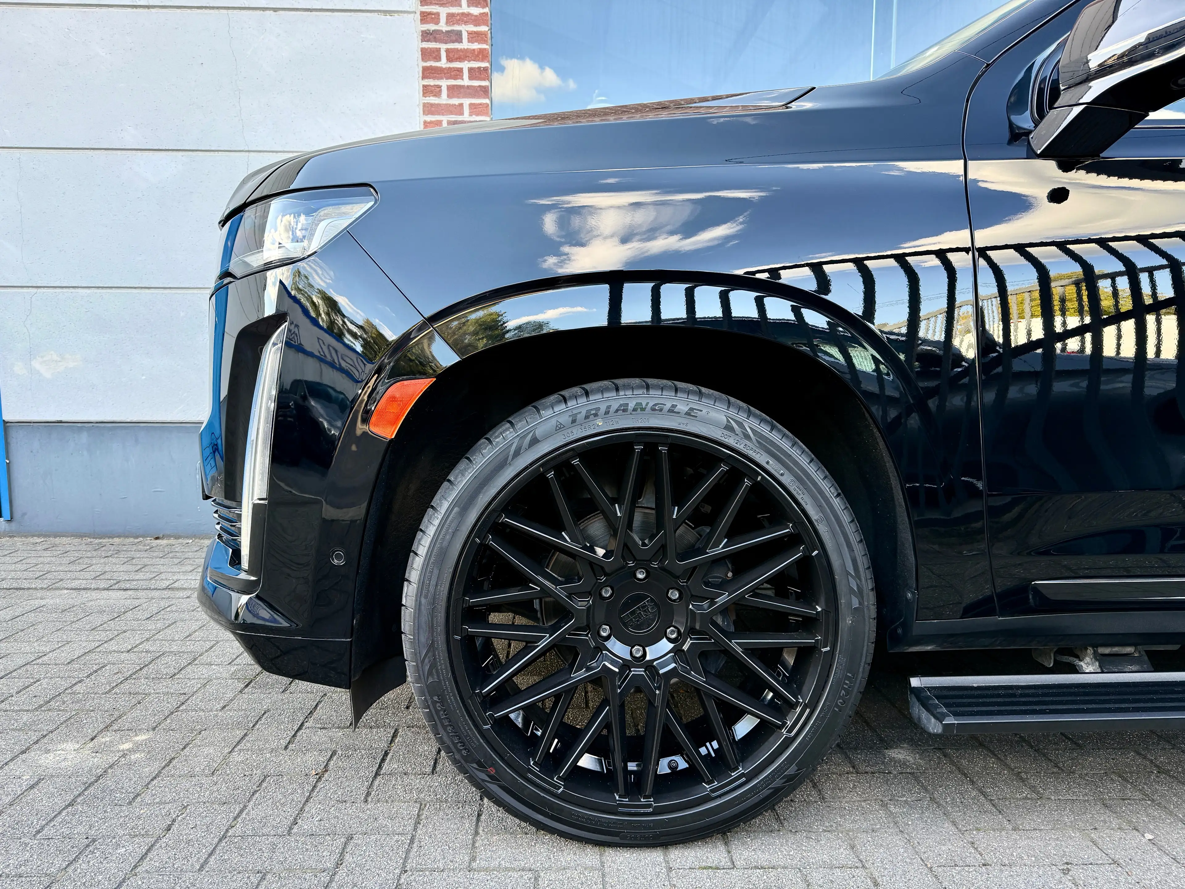 Cadillac Escalade 6.2i V8 LPG Sport — photo 7