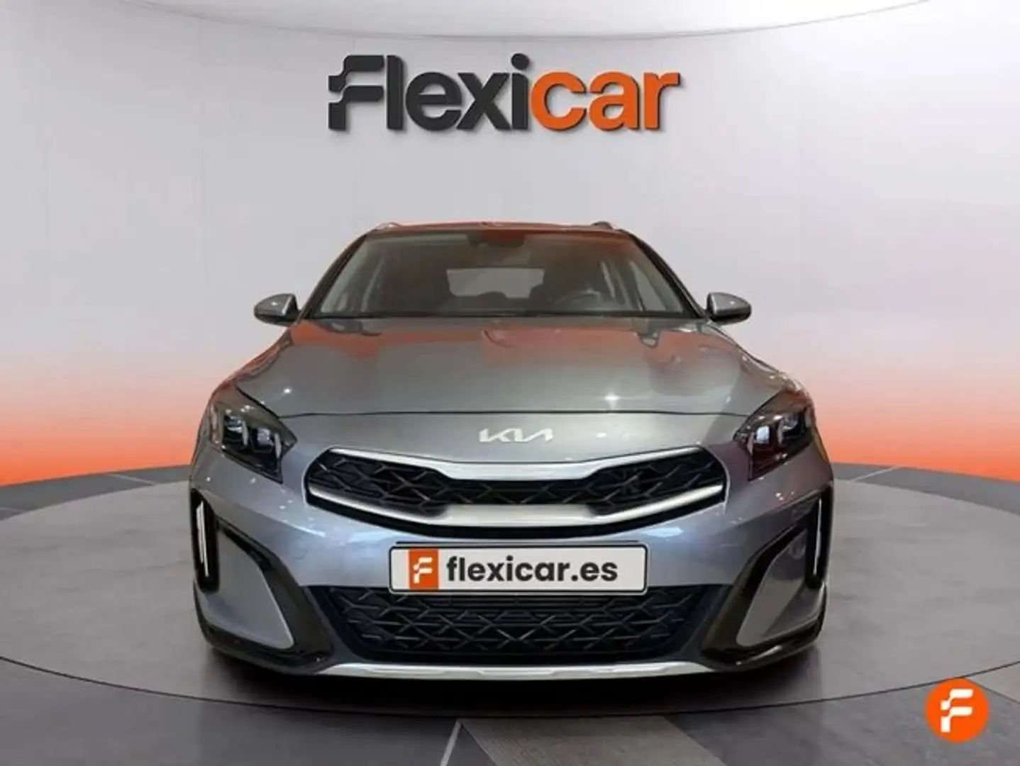Kia XCeed Drive 118kW (160CV) - 5P (2023) Gris - 2