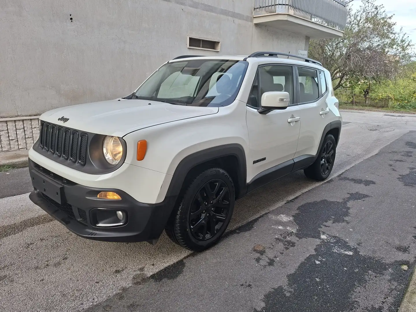 Jeep Renegade Renegade 1.6 mjt Dawn Of Justice fwd 120cv Bianco - 1