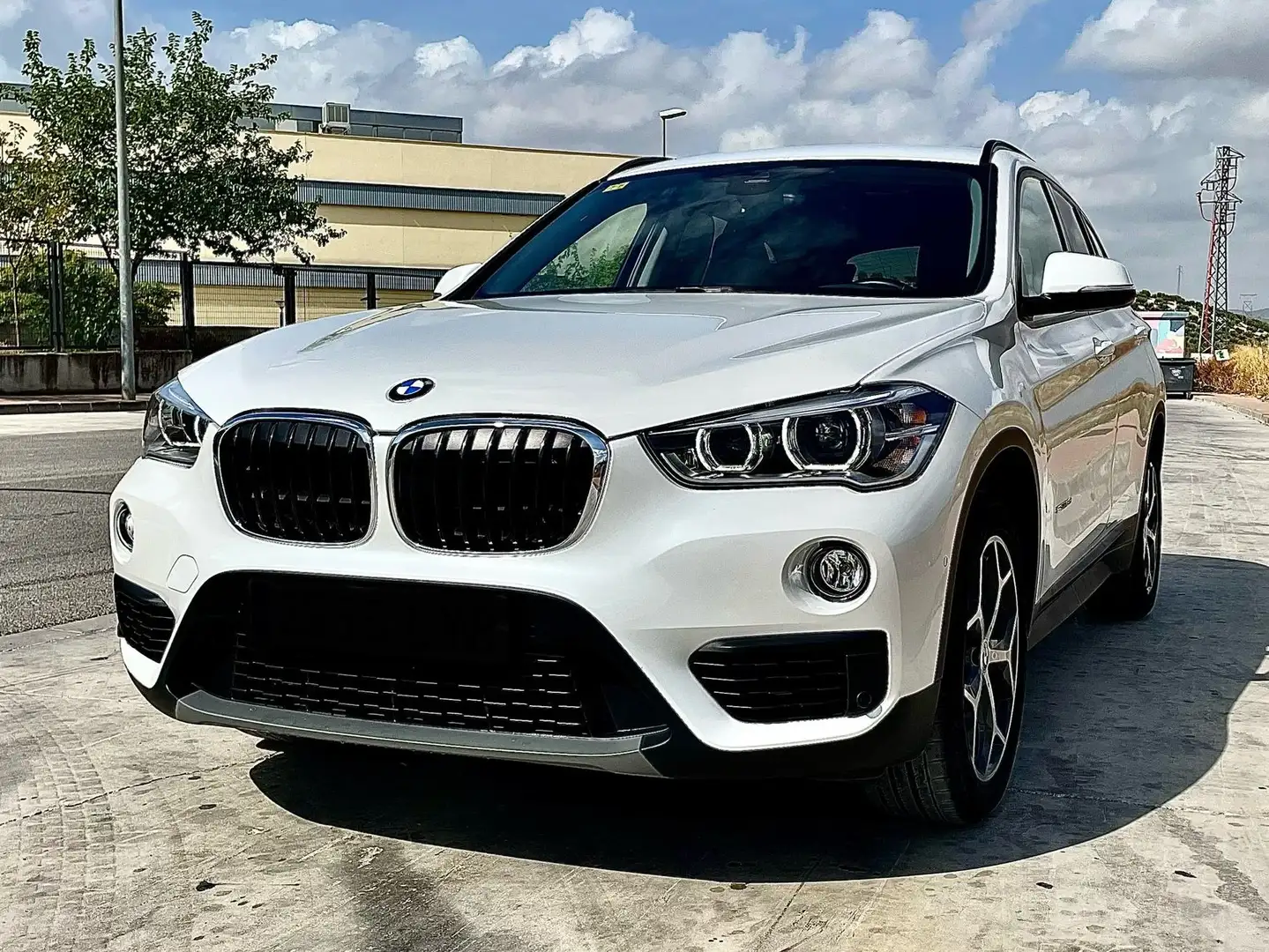 BMW X1 X1 sDrive 16d Business Business Blanco - 1