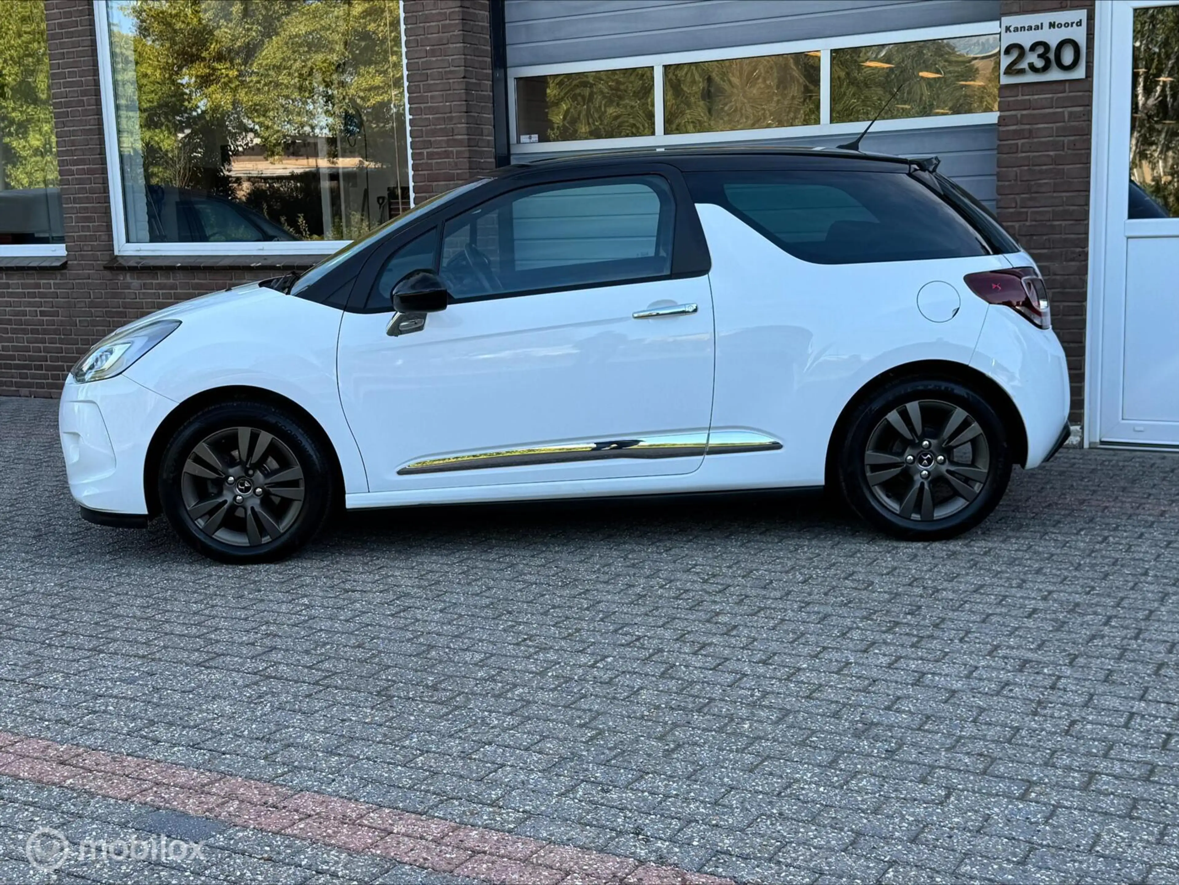 DS Automobiles DS 3 1.2 PureTech So Chic NAVI/AIRCO/CRUISE.CONTROL — photo 2