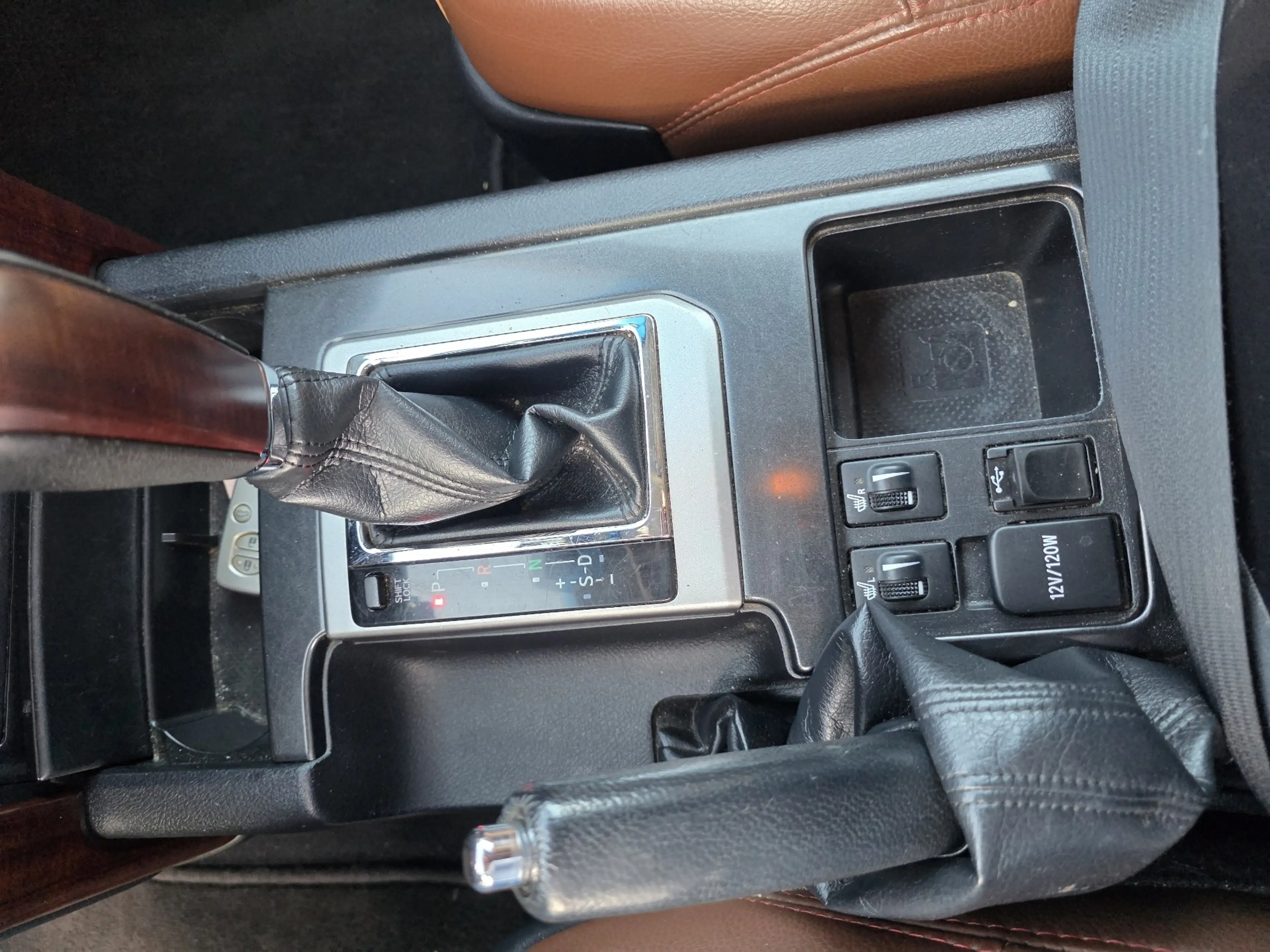 Toyota Land Cruiser Land Cruiser 2.8 D-4D Premium A/T Warranty — photo 12