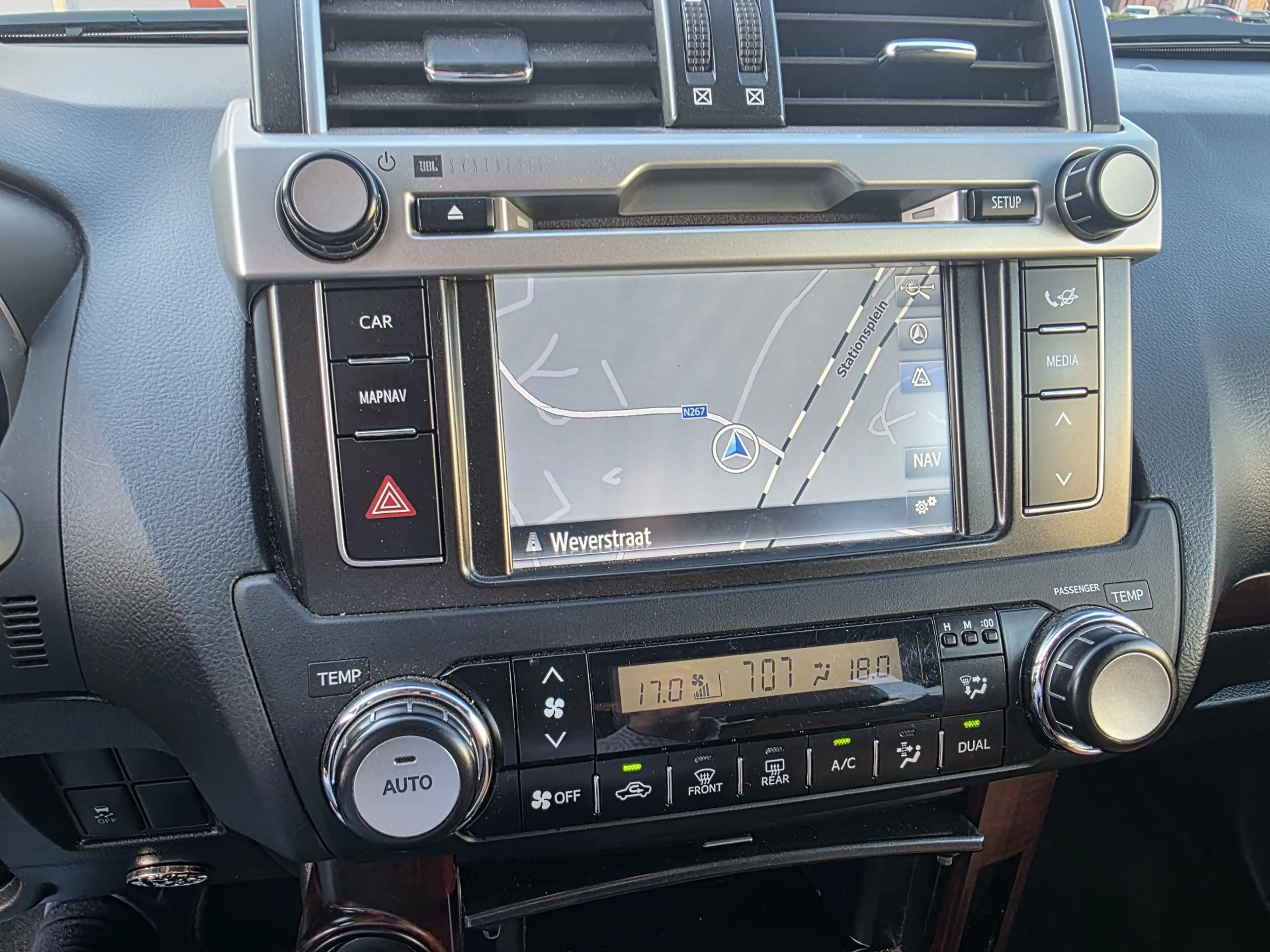 Toyota Land Cruiser Land Cruiser 2.8 D-4D Premium A/T Warranty — photo 13