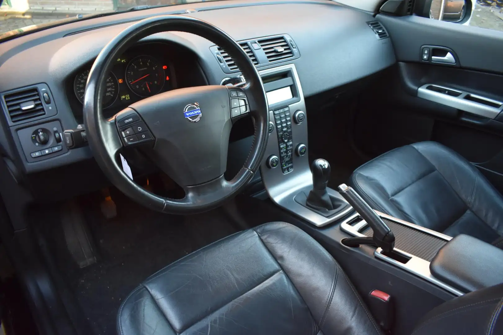 Volvo C30 2.0 Summum '08 Leder Clima Cruise Inruil mogelijk Zwart - 2