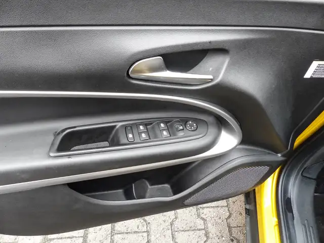 Jeep Avenger view 13