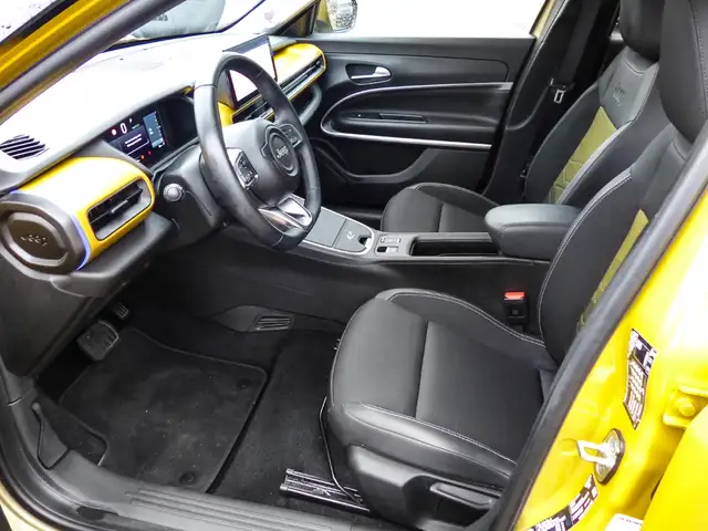 Jeep Avenger view 12
