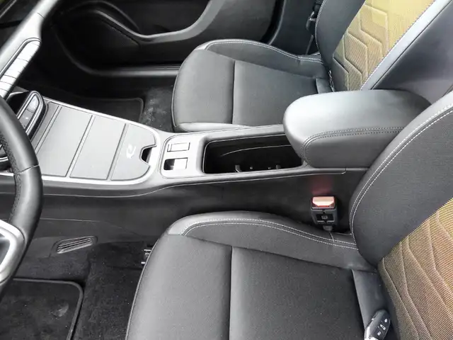 Jeep Avenger view 11