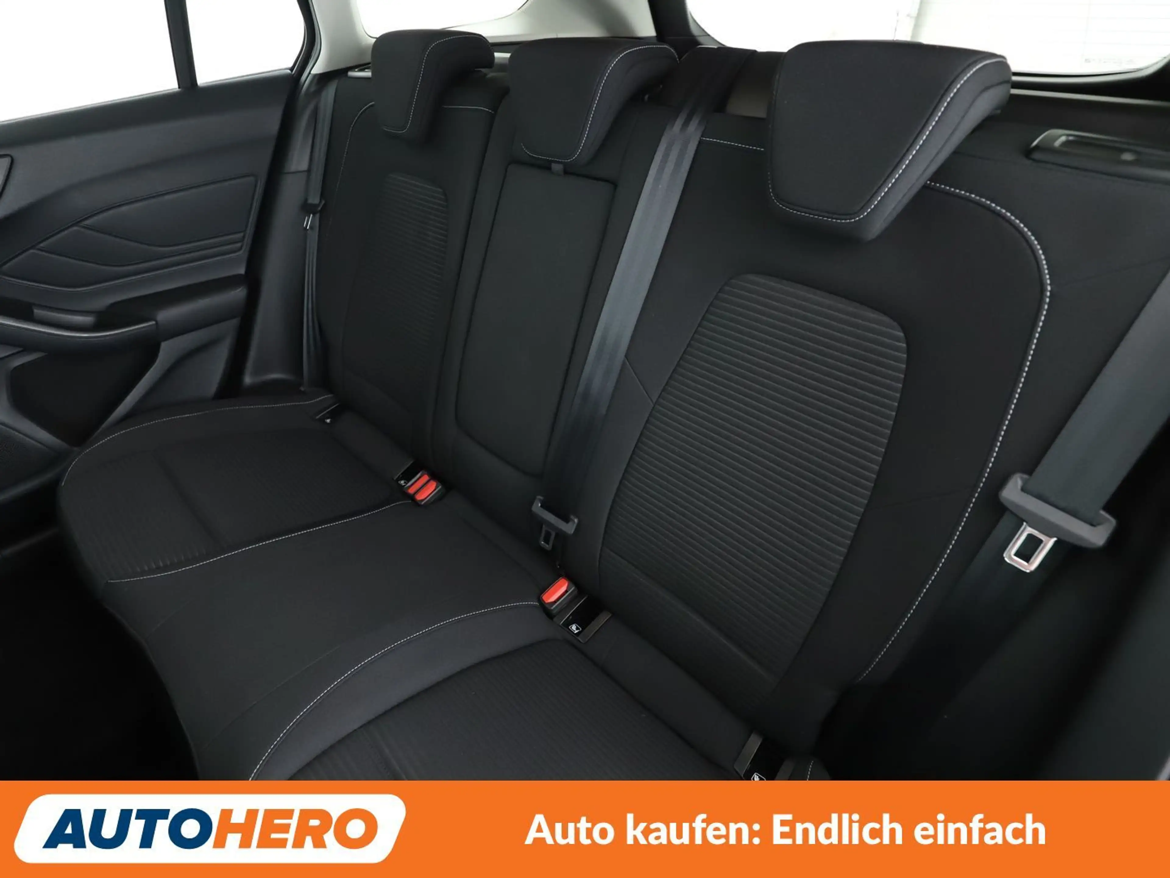 Ford Focus 1.0 EcoBoost Titanium Aut.*NAVI*LED*ACC*CAM*PDC* — photo 14