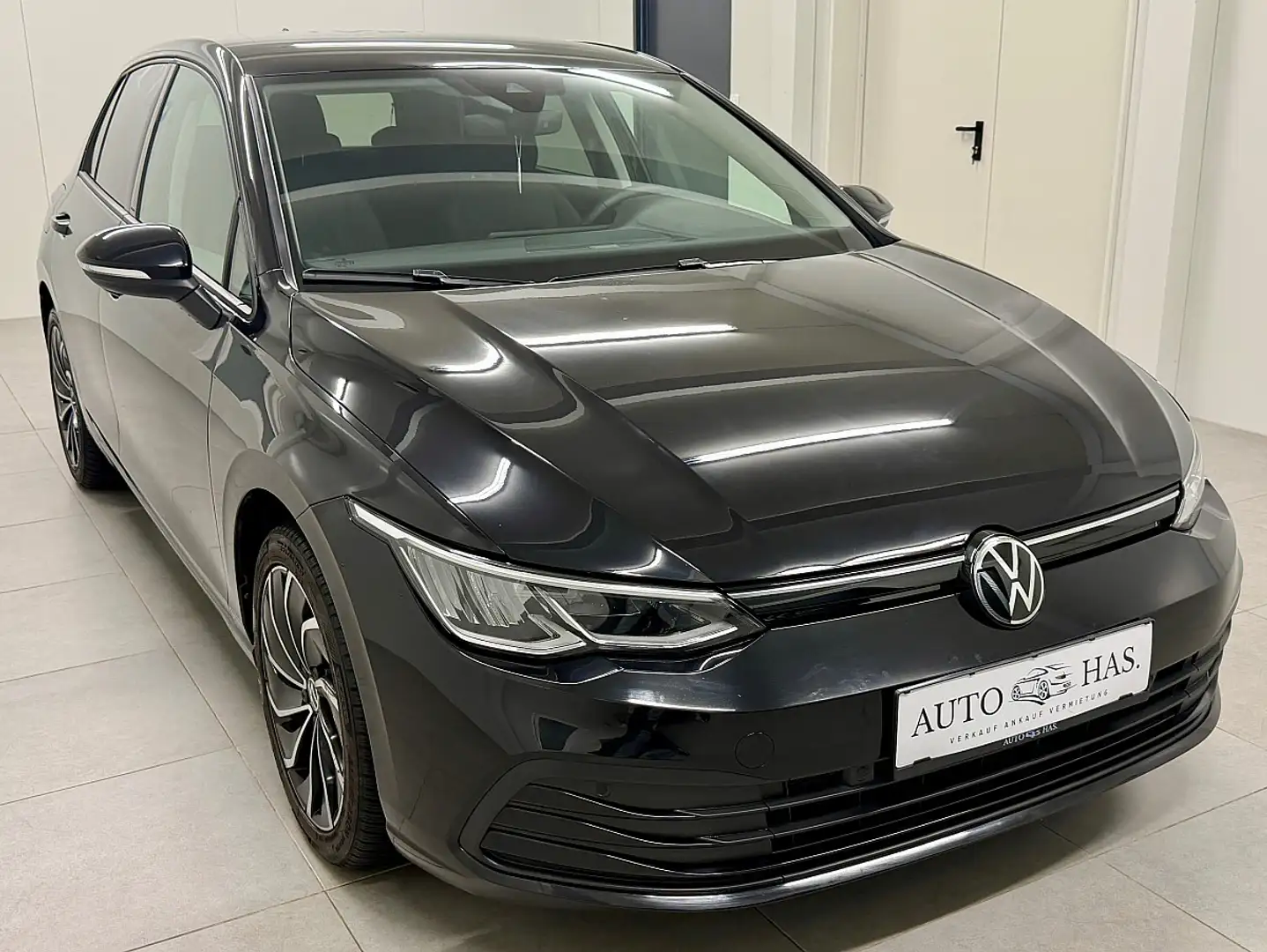 Volkswagen Golf Life 1,5 TSI ACT*Massage*LED*ACC*Rückfahrkamera* Schwarz - 1