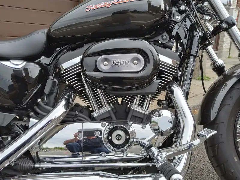Harley-Davidson 1200 Custom - foto 7