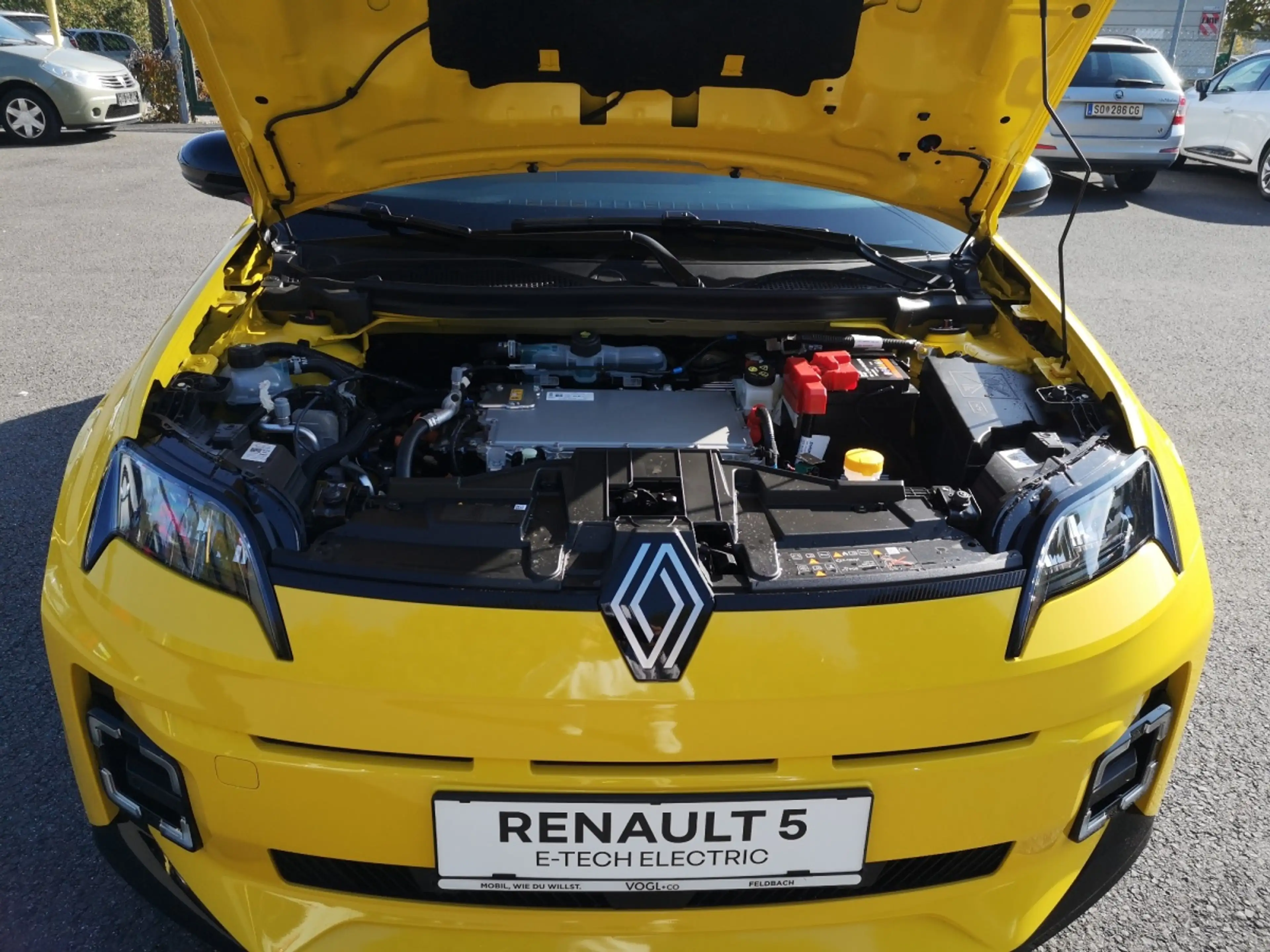 Renault R 5 E-TECH ELECTRIC Iconic Five 150 PS — photo 20