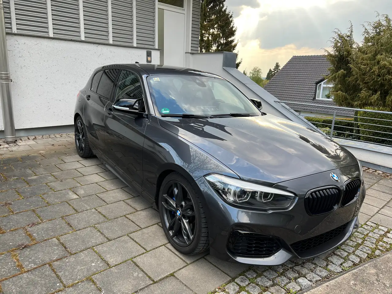 BMW 140