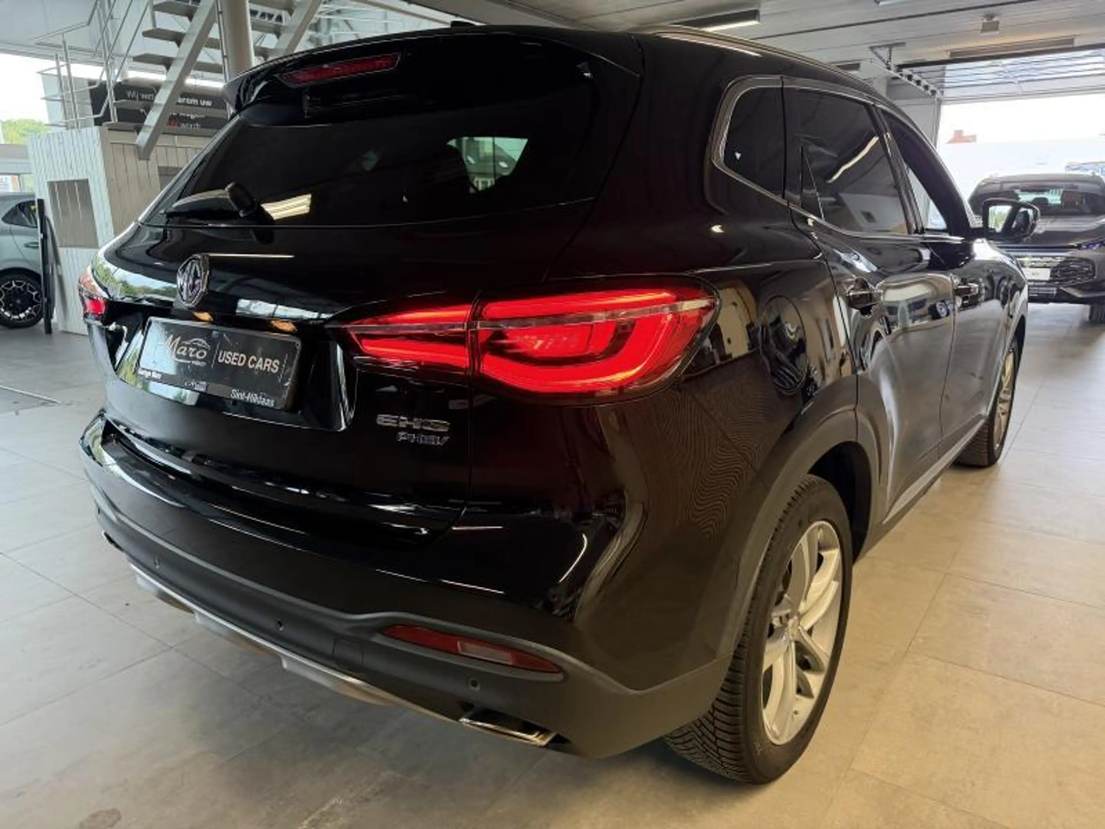 MG EHS 1.5T-GDi PLUG-IN Luxury | GPS, camera,... | FULL O — photo 2