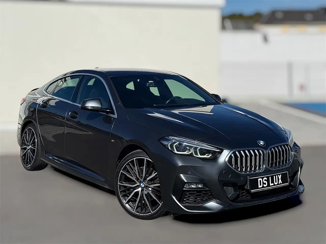 BMW 218