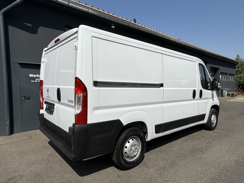 Peugeot Boxer 333 2.2 BlueHDi FAP EU6d L2H1 3,3t PDC KLIMA — photo 6