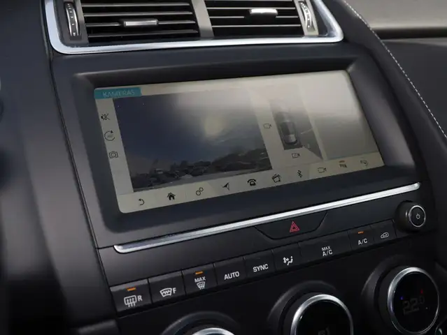 Jaguar E-Pace view 7