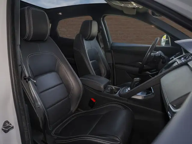 Jaguar E-Pace view 13