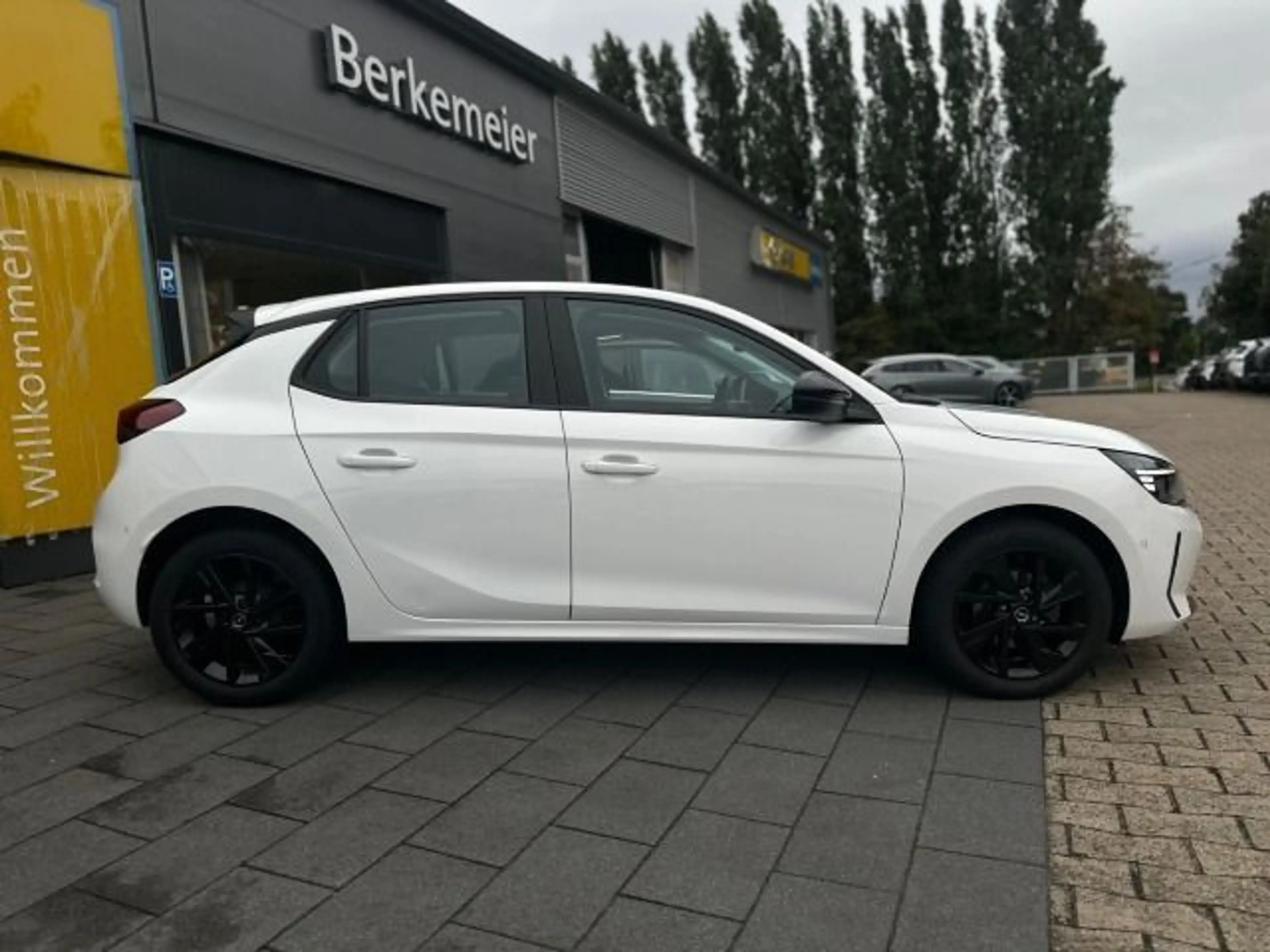 Opel Corsa CORSA (P2JO) — photo 12