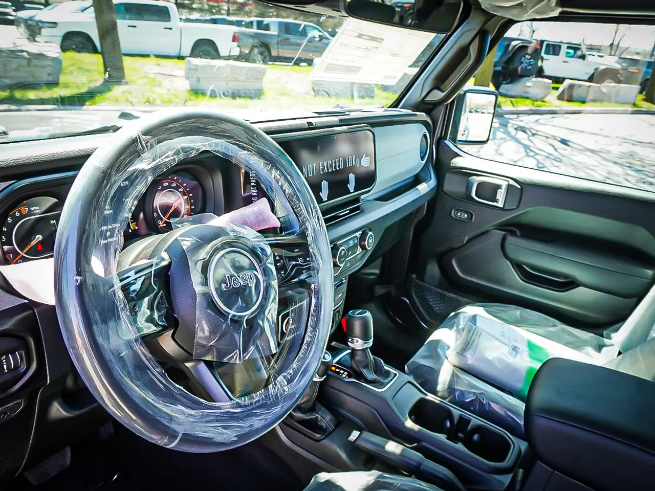 Jeep Gladiator снимка Jeep Gladiator