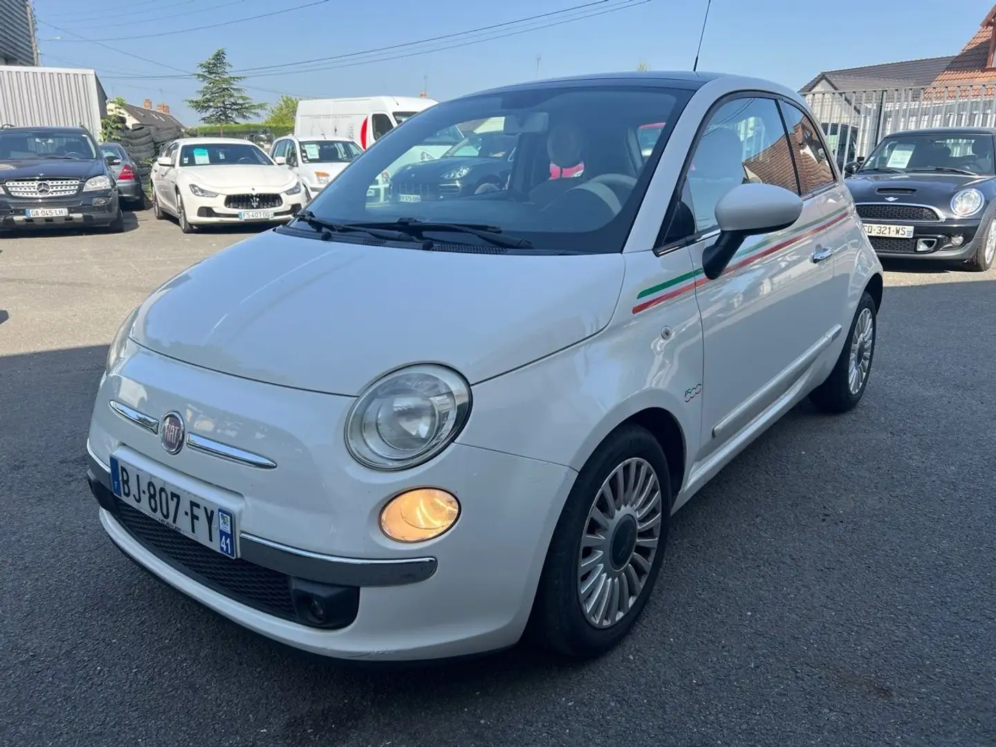Fiat 500 0.9 8V TWINAIR 85CH S\u0026S LOUNGE Blanc - 2