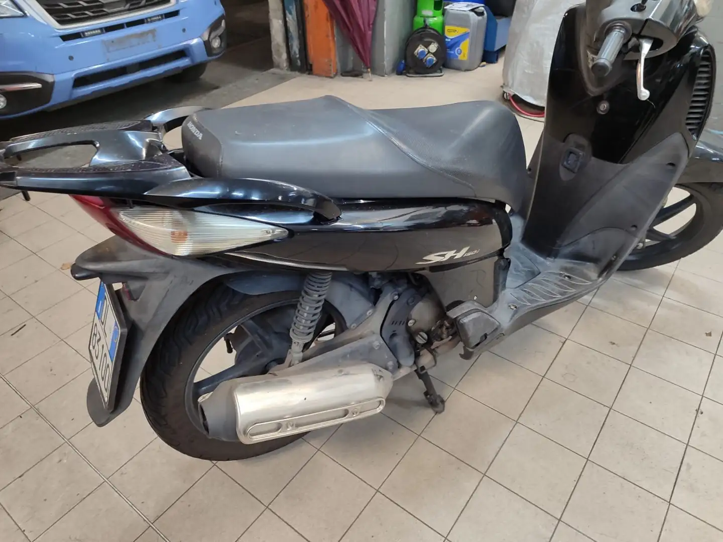 Honda SH 150 Negro - 2