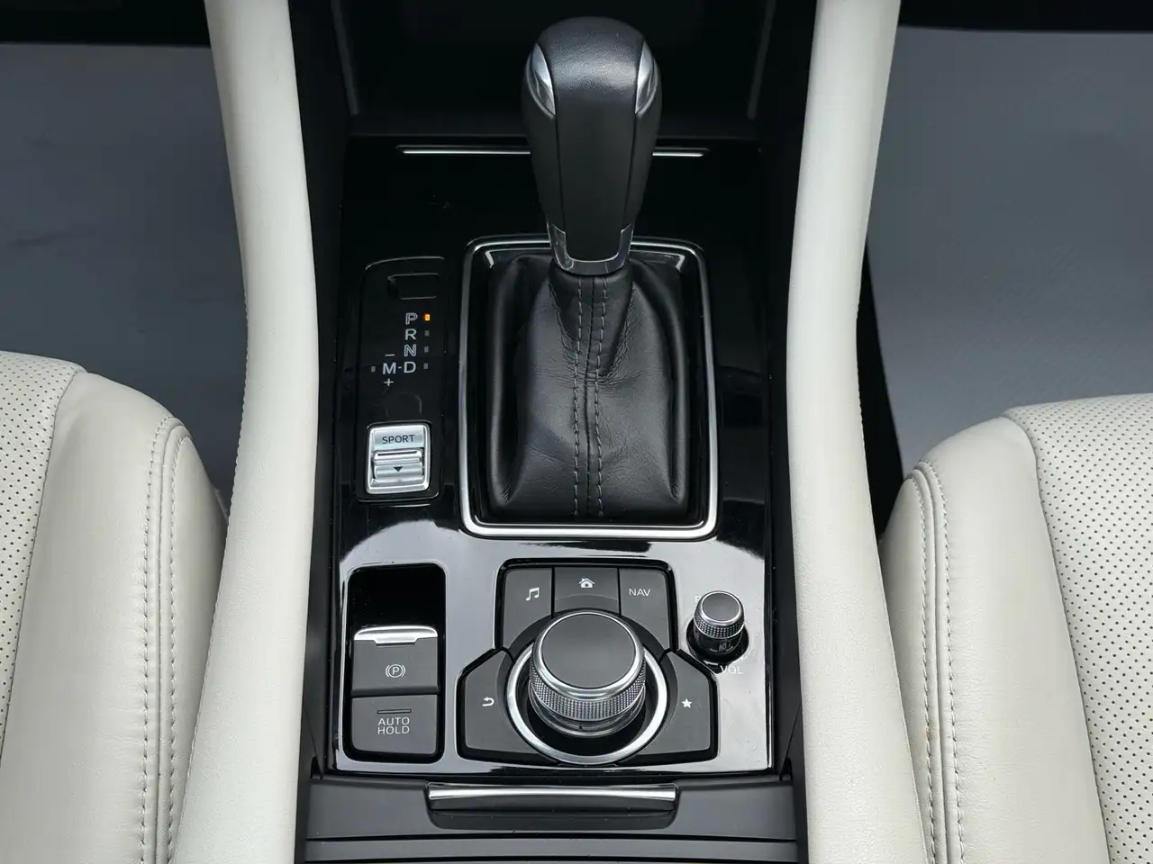 Mazda 6 снимка Mazda 6
