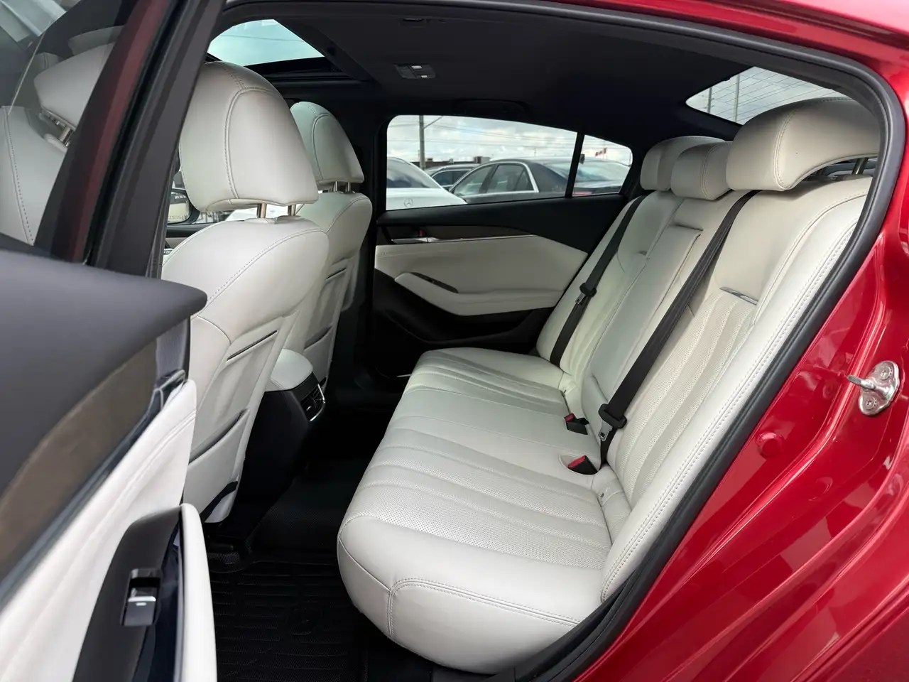 Mazda 6 снимка Mazda 6
