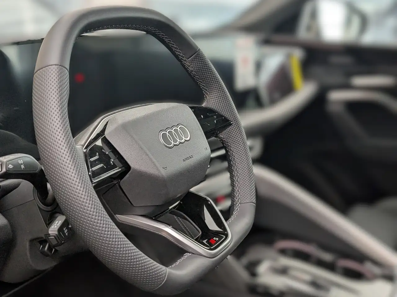 Audi SQ5 снимка Audi SQ5