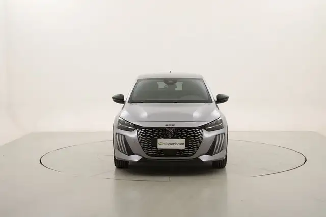Peugeot 208 view 8