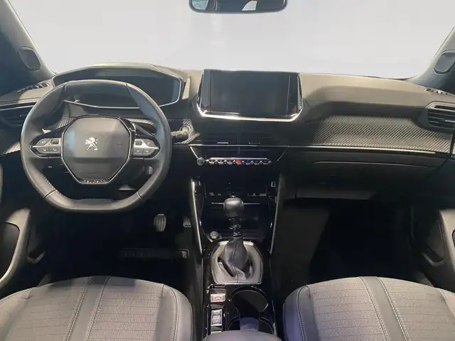 Peugeot 2008 view 6