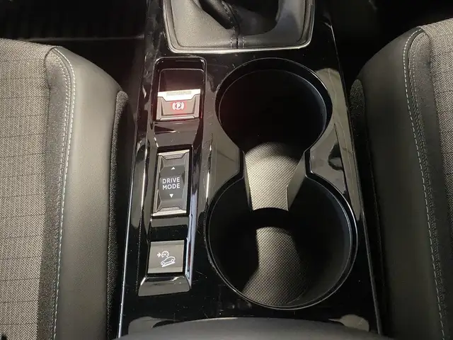 Peugeot 2008 view 13