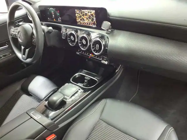 Mercedes-Benz CLA view 11