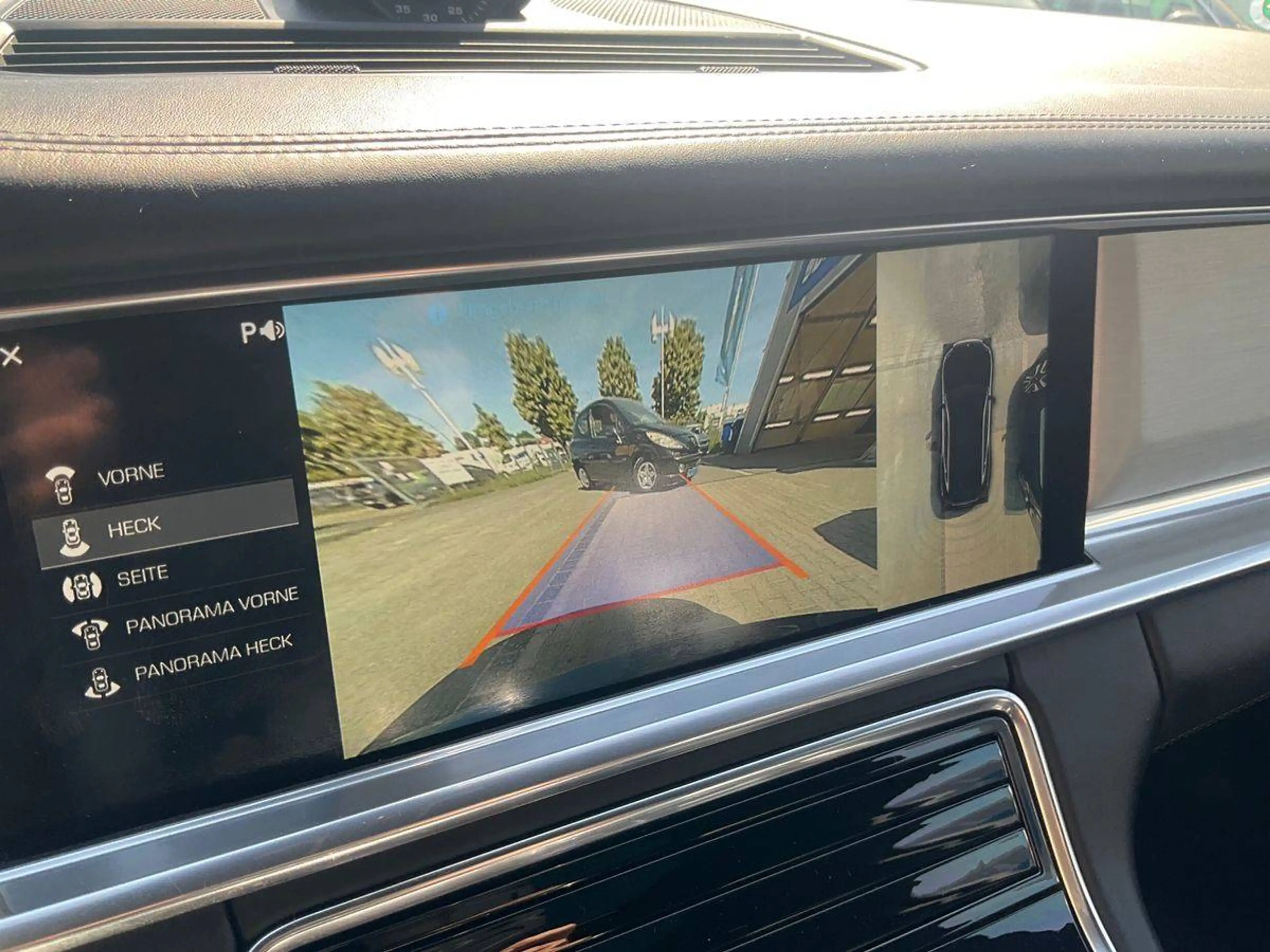 Porsche Panamera Turbo — photo 4