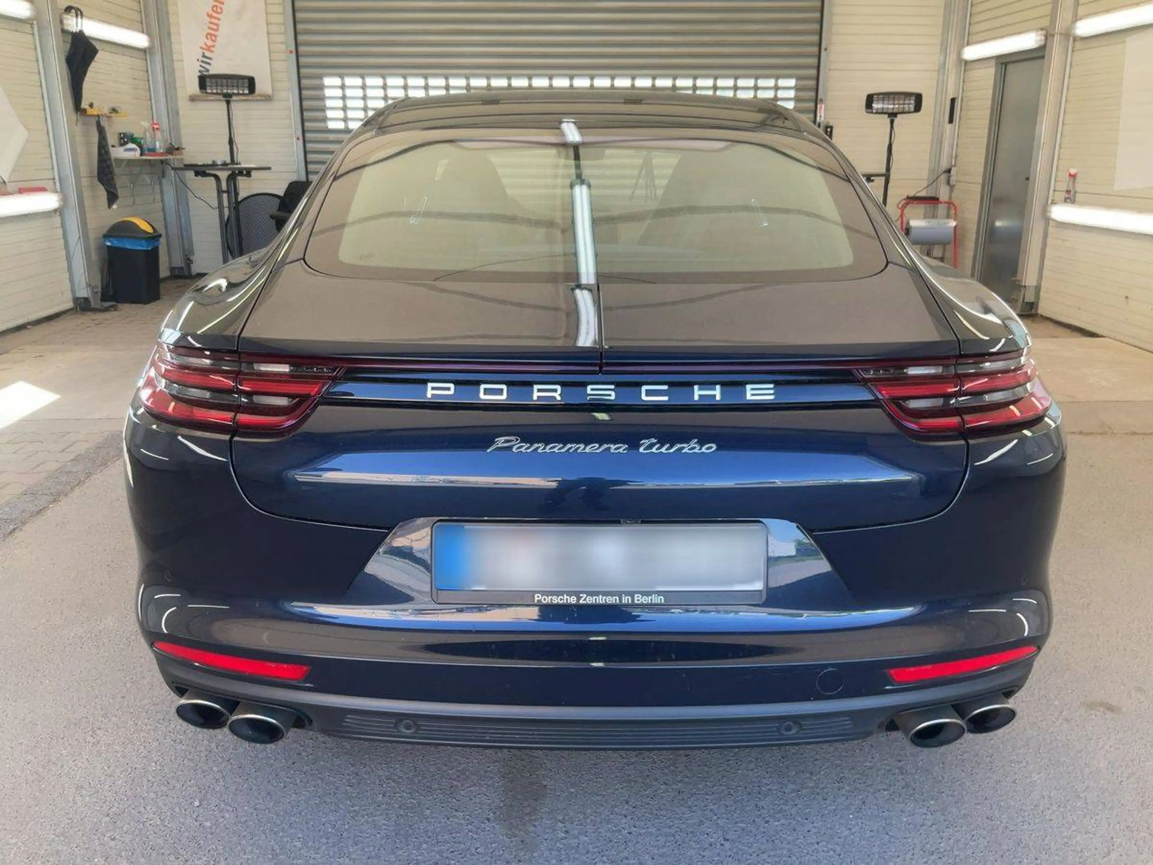 Porsche Panamera Turbo — photo 5