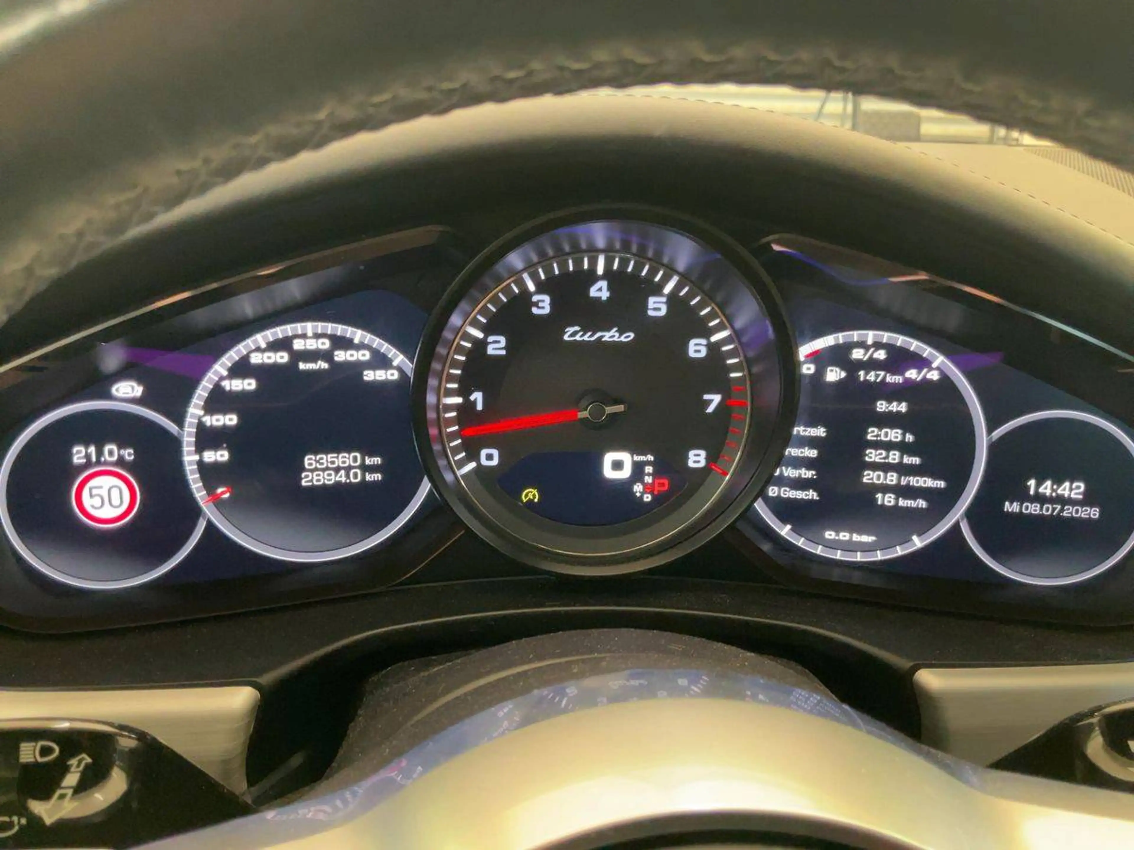 Porsche Panamera Turbo — photo 14