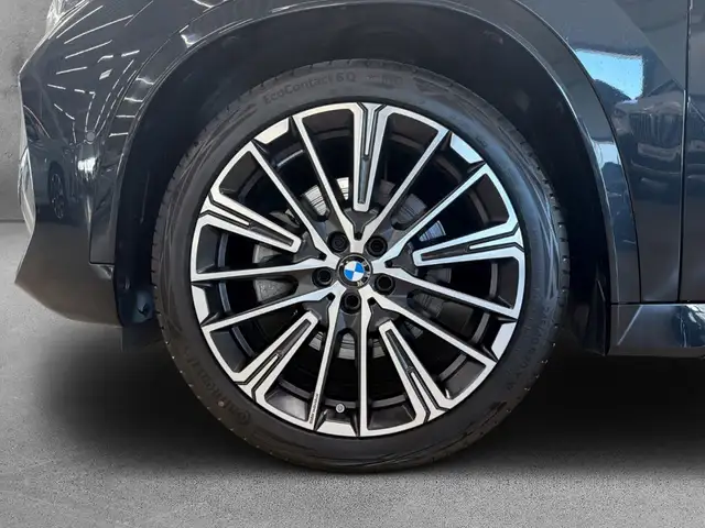 BMW X1 view 7